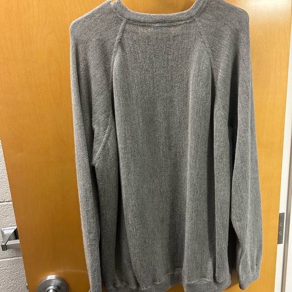 Bullock & Jones Sweater - Picture 4 of 4